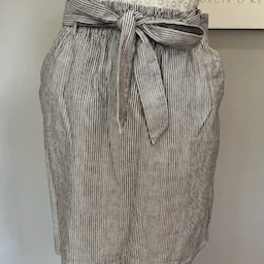Two J.Crew casual skirts - Picture 2 of 9